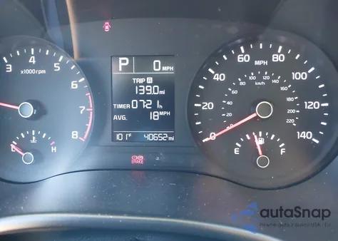 2019 Kia Rio Lx z USA, uszkodzony, nr VIN 3KPA24AB2KE203911